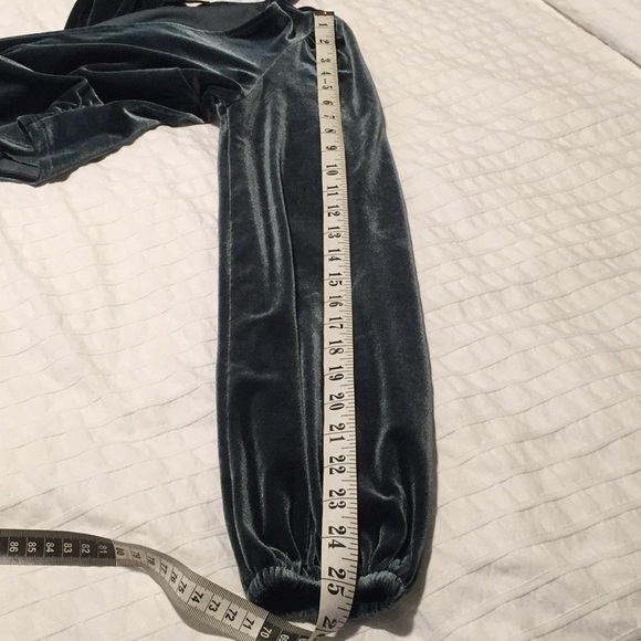 Forever 21 Contemporary Top - Picture 8 of 8